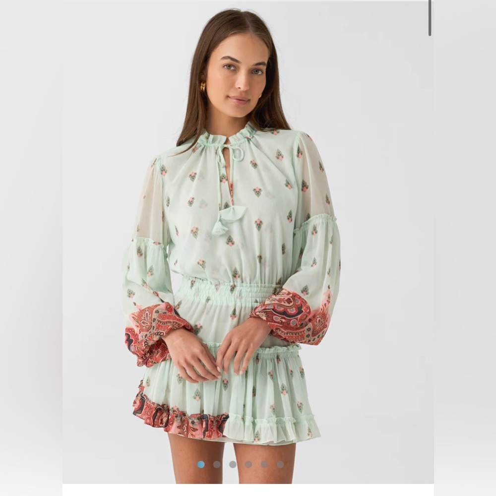Misa Elisabetta Dress size large in bohemian boarder